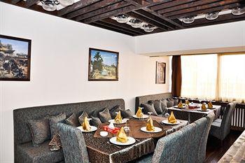 Phoenicia Apartments Splai Bucarest Esterno foto