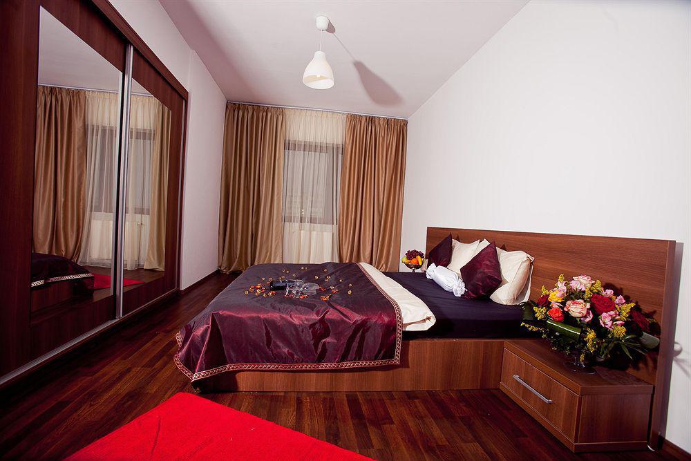 Phoenicia Apartments Splai Bucarest Esterno foto